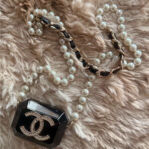 Chanel Black and Pearl AirPods box